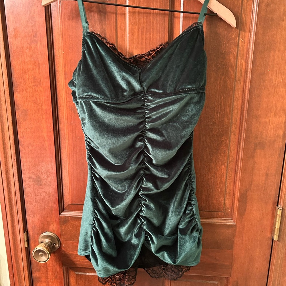Dreamgirl Sexy Green velvet Chemise with Ruched Design and lace trim. Size L